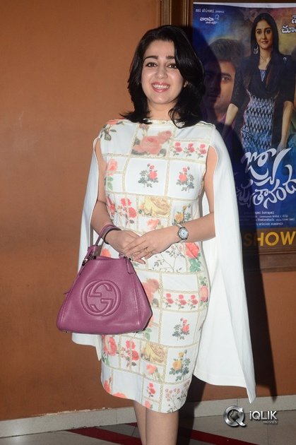 Charmi-at-Nirmala-Convent-Movie-Premiere-Show